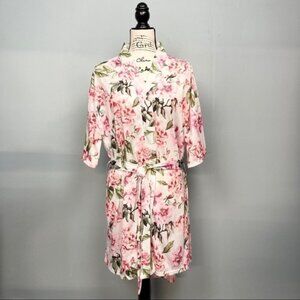 𝅺show Me Your Mumu Brie Robe in Gardens of Bloom